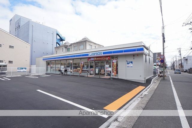コンビニ　ローソン（コンビニ）まで154m