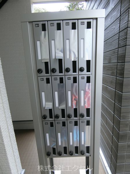 ＪＲ中央線 立川駅 徒歩20分 3階建 築8年の外観写真