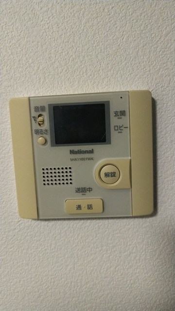 セキュリティ　モニター付きインターホン
