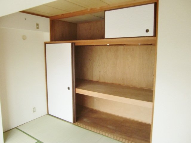 収納　※同建物の類似写真となります。