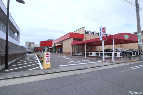 スーパー　EQVo!(エクボ) 辻町店（スーパー）まで641m
