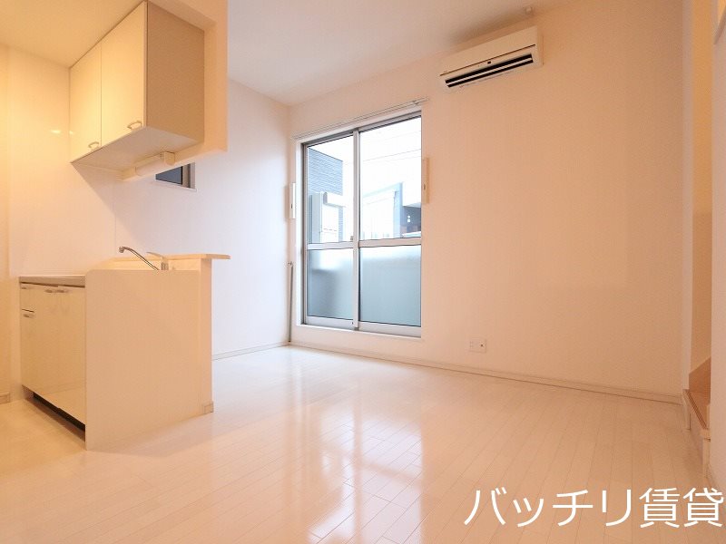 キッチン　同型イメージの為、現状を優先致します。