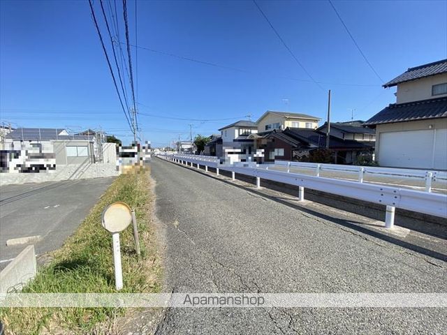 その他　前面道路（その他）まで0m