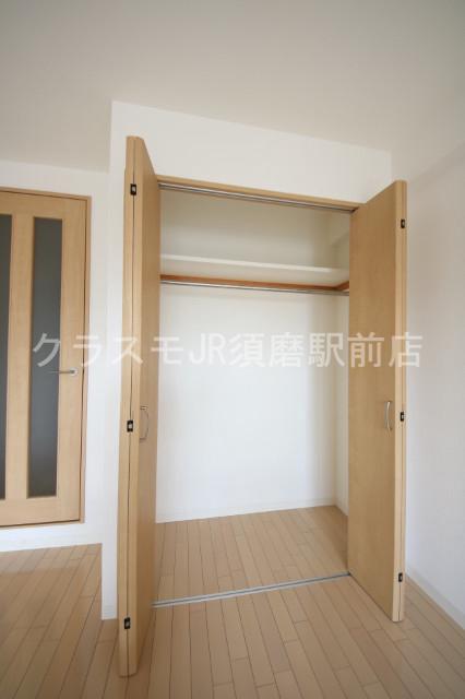 収納　もちろん収納スペースも確保。お部屋がスッキリ片付きますね。