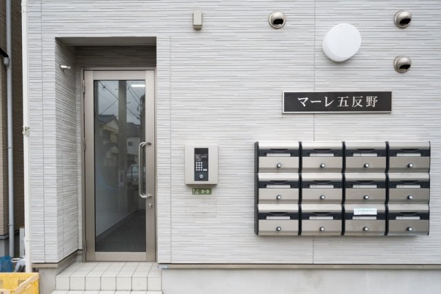 エントランス　建物の内部です