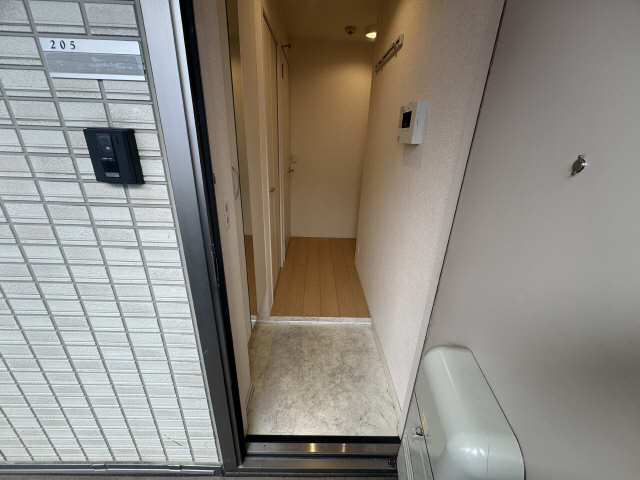 玄関　ワンステップクローゼット