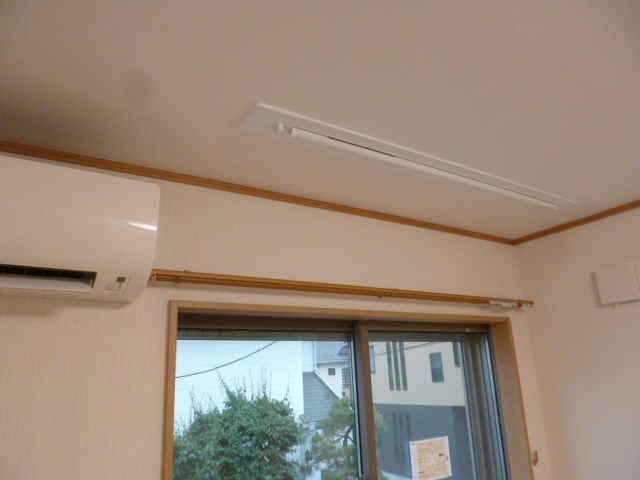 その他設備　室内物干し