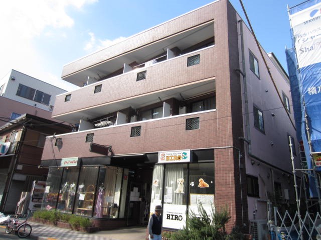 東武伊勢崎線 五反野駅 徒歩8分 築25年