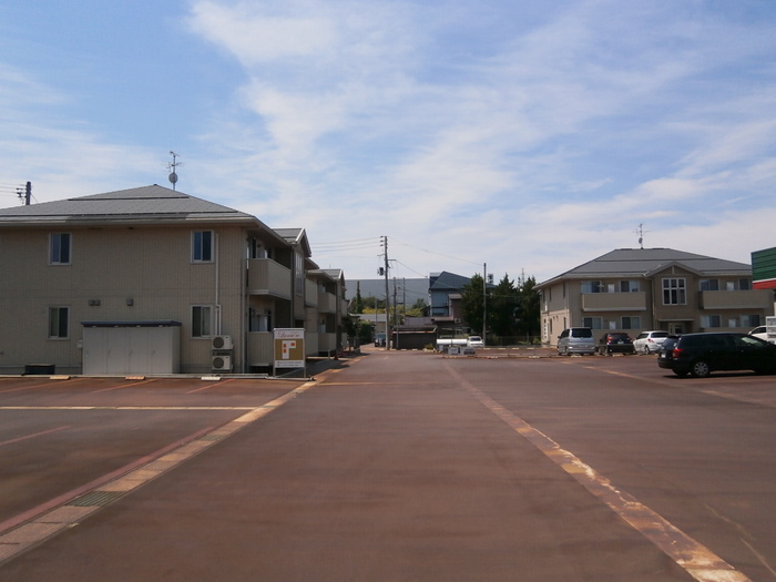 駐車場　駐車場