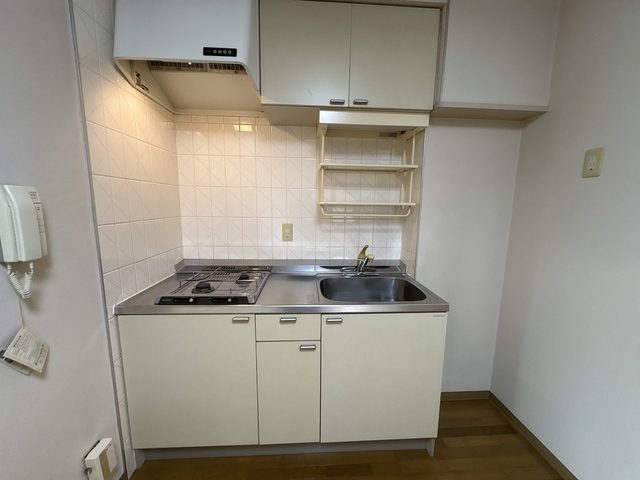 キッチン　※別のお部屋の参考画像です。現況優先。