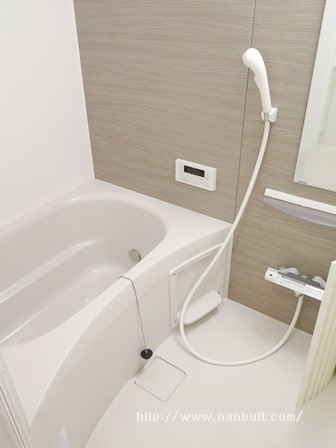 バス・シャワールーム　浴室乾燥機・追い焚き機能付きバス