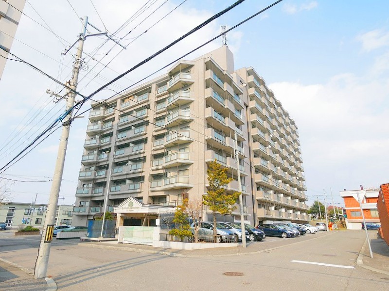 建物外観　閑静な住宅地に建つおすすめ都市ガスマンション♪