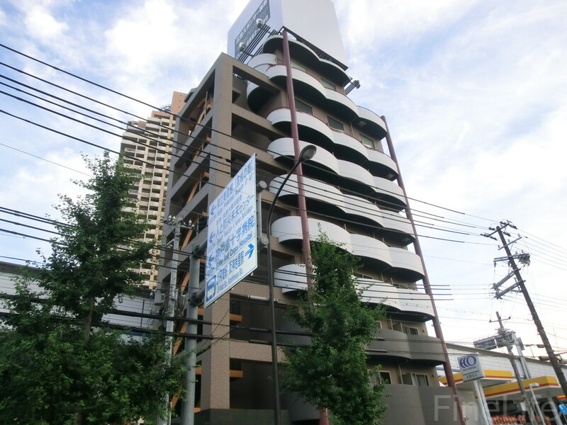 神戸市灘区岩屋南町のマンションの建物外観