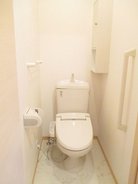 【フランフィオーレＡのトイレ】