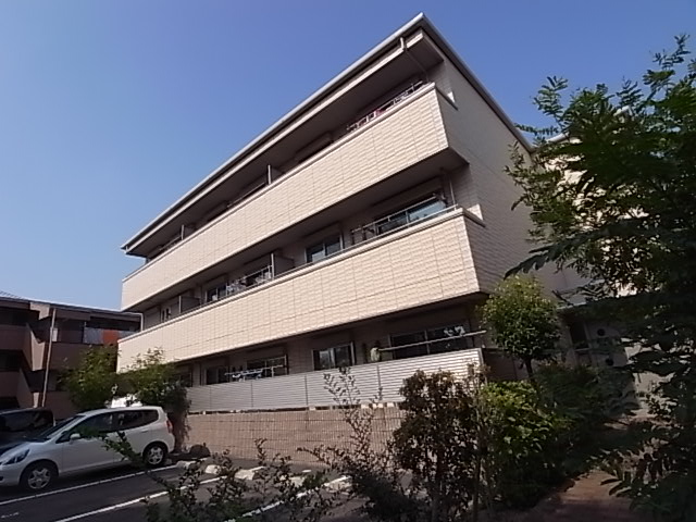 神戸市西区王塚台のマンションの建物外観