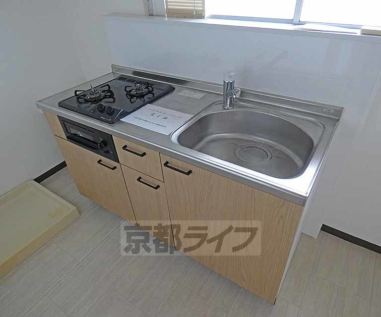 【京都市北区紫野南花ノ坊町のマンションのキッチン】