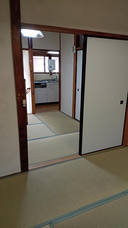 久々知1丁目15-31 貸家の居間写真