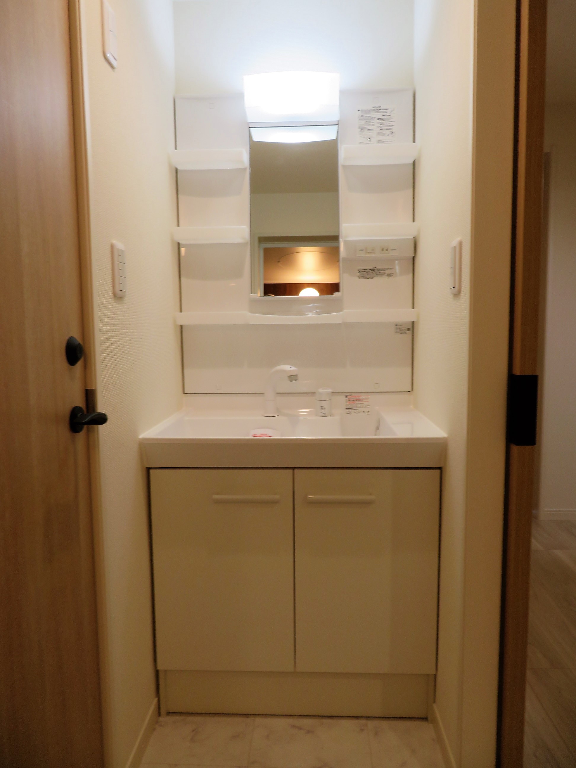 洗面設備　独立洗面台は忙しい朝の見方です！