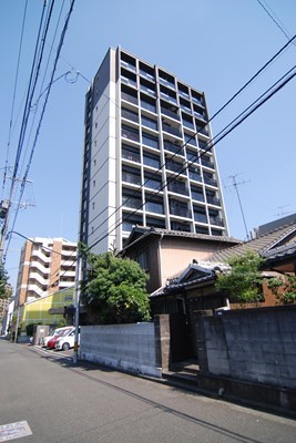 プルーム木町の建物外観