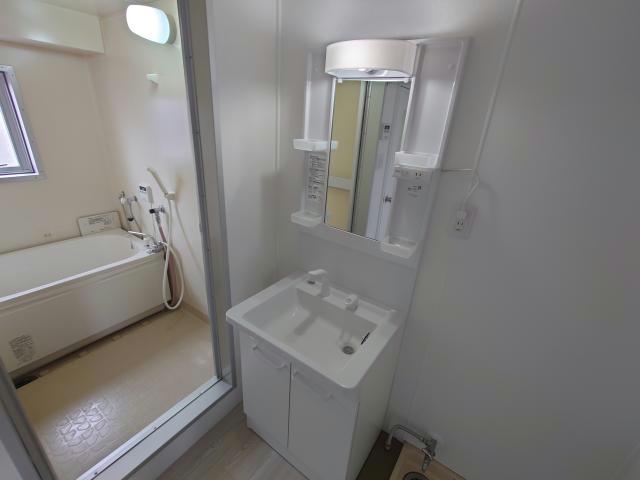 洗面設備　同タイプ