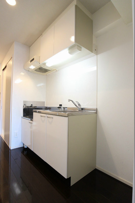 キッチン　コンパクトな使い勝手の良いキッチンです