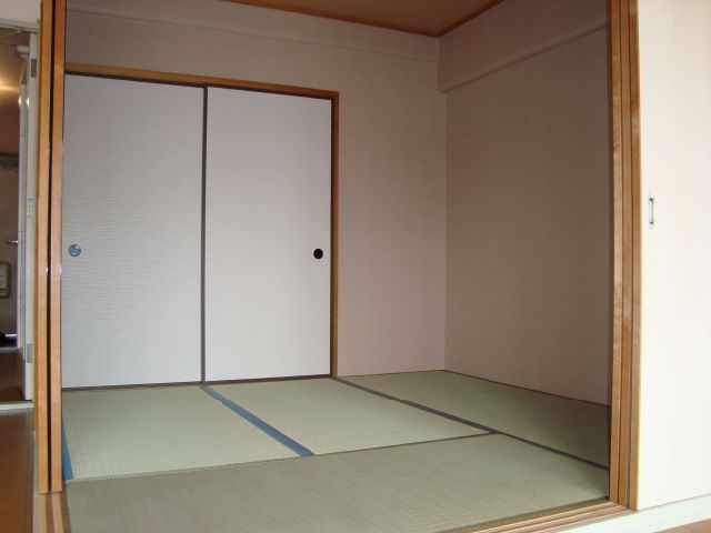 居室・リビング　和室４．５帖でくつろぎ空間