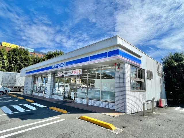 コンビニ　ローソン 東名沼津インター西店（コンビニ）まで623m