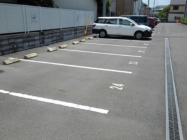 駐車場　その他共有部分