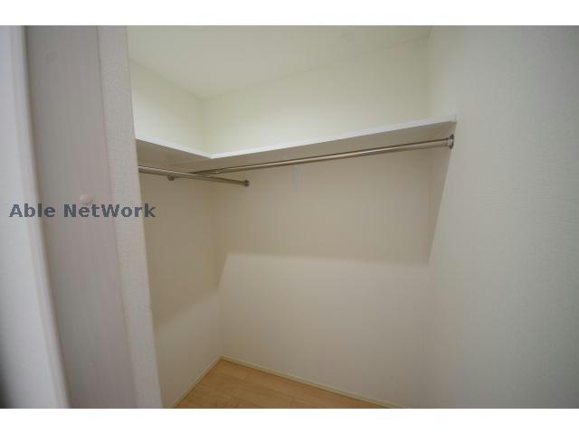 収納　ウォークインクローゼット