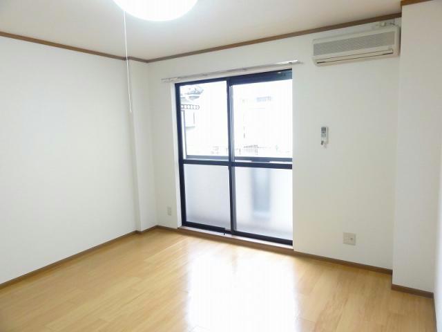 サンパティーク・シュッド_内装_0