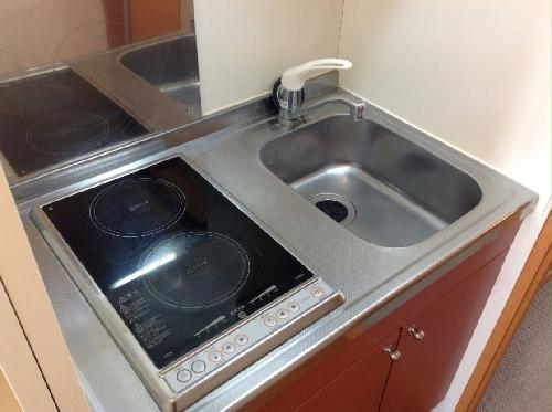 キッチン　2口電気コンロ