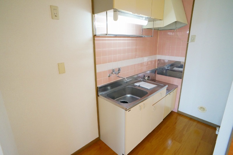 キッチン　図面と現状に相違がある場合には現状を優先