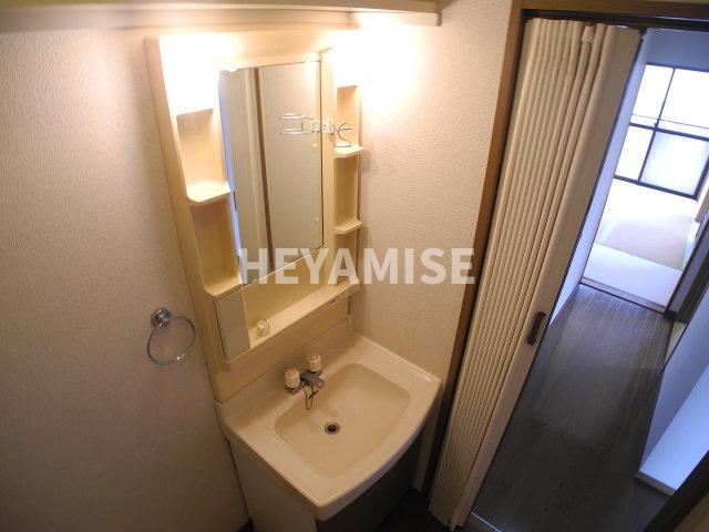 洗面設備　※室内画像は別号室のもの