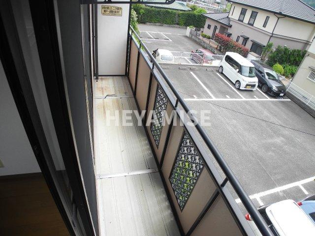 バルコニー　※室内画像は別号室のもの