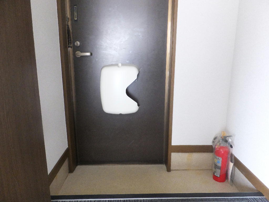 コーポMYの玄関写真