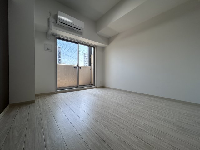 居室・リビング　エグゼ新大阪南　リビング