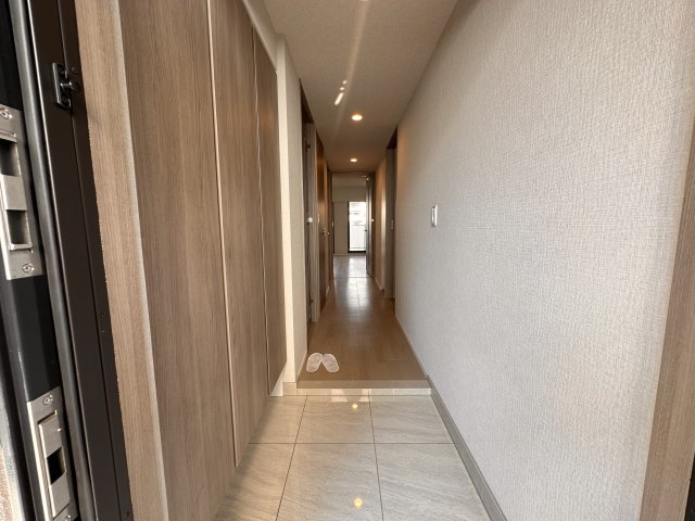 玄関　同一タイプです。