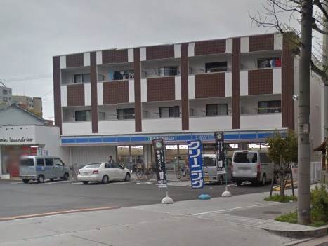 コンビニ　ローソン玉川三丁目店（コンビニ）まで269m