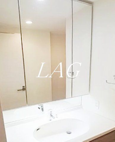 洗面設備　洗面台です。