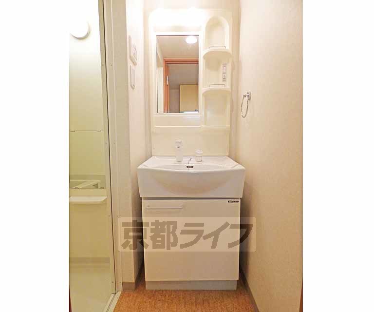 洗面設備　洗面台です。