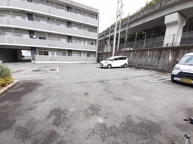 駐車場　カースペースがあります