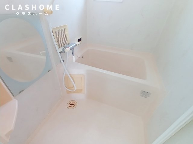バス・シャワールーム　同物件の別部屋になります。