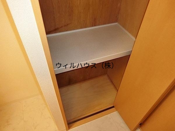 収納　物入れ！