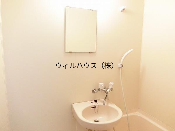 洗面設備　洗面台付き！