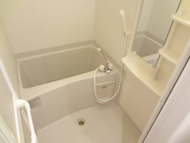 バス・シャワールーム　浴室
