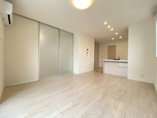 居室・リビング　広々リビング　家具のレイアウトもしやすい仕様です