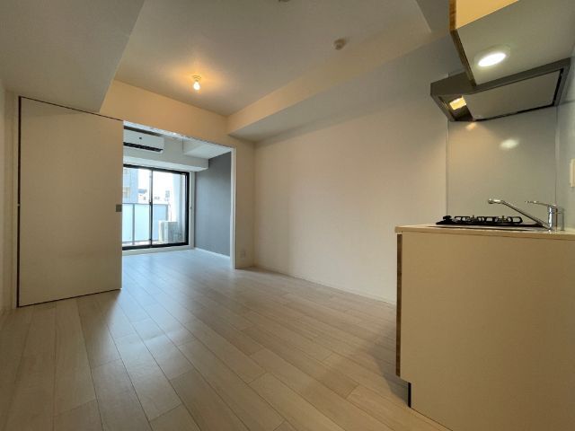 居室・リビング　別号室の参考写真