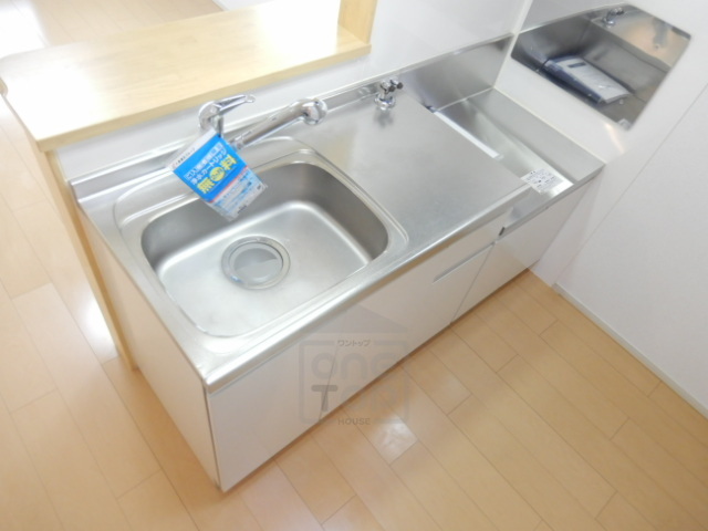 キッチン　同施工会社類似写真