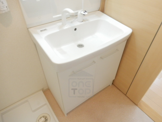 洗面設備　同施工会社類似写真