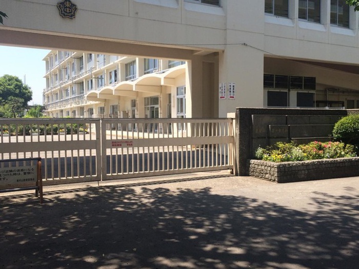 中学校　東村山市立第一中学校（中学校）まで200m